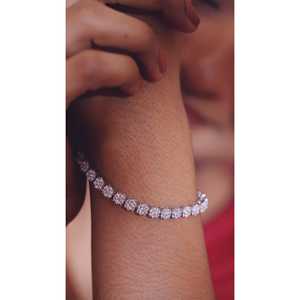 Bracelet en diamant Cluster Bracelets élégants pour femme - Product Image 1