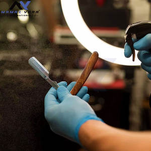 Rasoir droit professionnel de qualité supérieure en acier inoxydable, haute qualité pour un rasage de précision et un soin de la peau - Product Image 3