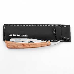 Navaja de Afeitar Profesional de Acero Inoxidable con Mango de Madera y Funda de Cuero de Life Care Instruments - Product Image 1