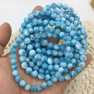 สร้อยข้อมือลูกปัดลาริมาร์ธรรมชาติแบบยืดได้ชาร์จไฟได้ - Product Image 1