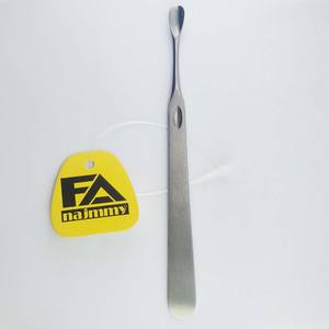 Pousse-cuticules professionnel en acier inoxydable argenté de haute qualité, 12 cm, à une extrémité, avec logo personnalisé, outil de soin des ongles - Product Image 2