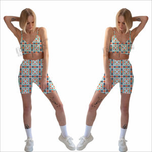 Ensemble soutien-gorge et short de sport pour femmes de grande taille pour le yoga Ensemble de yoga pour femmes en polyester Ensemble de yoga Offre Spéciale - Product Image 5