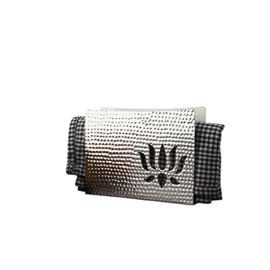 Porte-serviettes en métal support de mouchoirs pour décor de table à manger accessoire de table au design moderne fabriqué à la main pour la maison hôtel en vente - Product Image 4