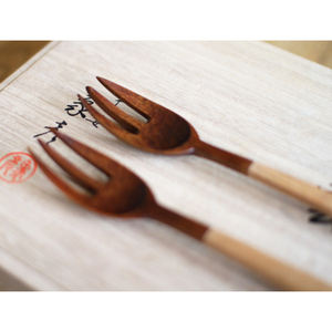 Juego de cubiertos con cabezal de mango de madera de 4 cubiertos artesanales con acabado marrón para el hogar, cocina, cafetería, restaurante y comedor al aire libre - Product Image 3