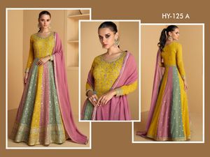 ชุดเดรสพรีเมี่ยมดีไซน์ใหม่ล่าสุด - Product Image 3