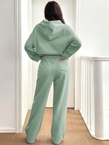 Ensemble de survêtement minimaliste pour femmes, vêtements de sport décontractés, tenue de rue pour l'entraînement, le fitness et le confort quotidien - Product Image 2