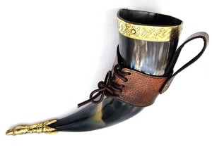 Corne à boire de Viking antique sculptée corne de buffle naturelle écologique style animal poli corne à boire ancienne - Product Image 6