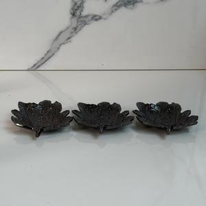 Ensemble générique de 3 bols à fruits secs, design classique avec finition nickel noir, bol à feuilles fait à la main pour l'occasion du mariage - Product Image 2