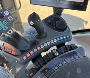 Usado 2022 Fendtt 311 Tractor a pie Bastante usado Mini tractor con clasificación de potencia de 20hp a 180hp para la venta - Product Image 2