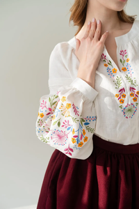 Blouse paysanne vintage décontractée bohème ethnique unie brodée avec manches à revers pour femmes ODM - Product Image 3