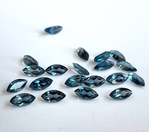 Topaze Bleue de Londres Naturelle Marquise Cut 3x6mm Facettes-Lâche Topaze Bleue de Londres Marquise Cut Gemstone Top Quality - Product Image 2