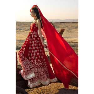 Ensemble de costume pour femme brodé de Zari rouge, design élégant en tissu Lawn - Product Image 6