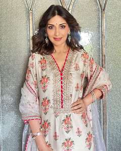 Colección étnica india Pure Chinon Silk Heavy Thread bordado e impresión digital Party Wear Top y Sharara con Dupatta - Product Image 3