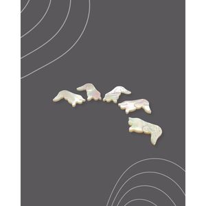 Pendentif en perle MOP blanche pour les amoureux des chiens - Product Image 3