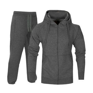 Logo personnalisé d'usine survêtements de qualité supérieure en gros vêtements de rue vêtements de club avec des survêtements de haute qualité - Product Image 1