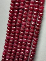 Top Grade Haute Qualité Naturel Jade Quartz Rouge Couleur 4mm Facettes Rondelle Pierres Précieuses Perles Collier Prêt À Porter Pour Les Filles