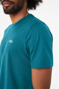 T-shirt unisexe vert sarcelle 100% coton léger à manches courtes style ras du cou, vêtement décontracté d'été pour commandes en gros - Product Image 4