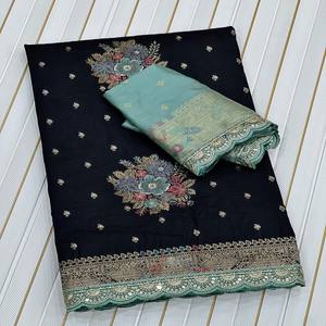 Sari de Seda Dola VASTRA COTTAGE con Bordado Meenakari Zari en el Cuerpo, Pallu con Bordado de Cordones y Lentejuelas, y Blusa en Contraste - Product Image 5