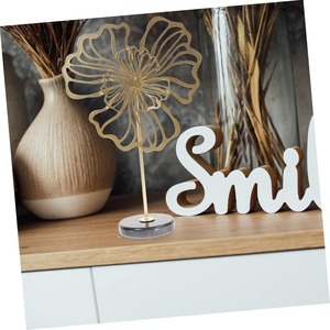 Présentoir à fleurs finition dorée Belle sculpture de table décorative pour la maison, le bureau, le salon, l'événement, l'affichage des cadeaux. - Product Image 2