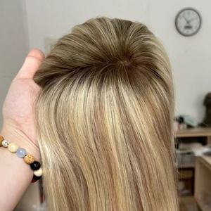 Tendencia 2026: Topper Mono de 5x6.5" con Raíz Ceniza Oscura y Balayage Rubio Pálido - 18 Pulgadas, 130% de Densidad, Cobertura Dimensional en la Corona - Product Image 1