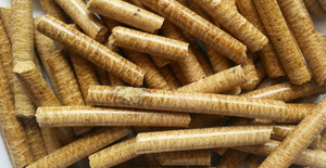 Importación al por mayor de bolitas de madera Patrones de palitos y polvo Briquetas de leña en embalaje de bolsa - Product Image 4