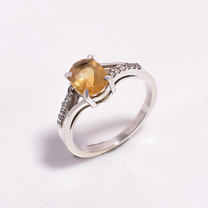 Anillo fino clásico de Plata de Ley 925 con piedra preciosa de citrino de corte ovalado para Aniversario de compromiso o regalo de boda - Product Image 1