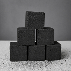 Briquetas de Carbón Negro 100% Natural de Cáscara de Coco para Shisha y Hookah, con Forma de Cubo de Calidad Premium y Bajo Contenido de Ceniza - Product Image 4