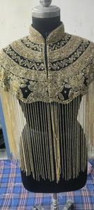 เสื้อคลุมเบอร์เลสก์งานเทศกาลสวยงาม ปักลายลูกปัด ทรงตรงยาวกรอมพื้น คอวี ผูกคอแบบธรรมชาติ ประดับมุก - Product Image 3