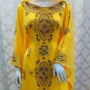 Elegante Kaftán Abaya Amarillo de Georgette con Bordado Dorado Intrincado y Hiyab a Juego - Largo hasta el Suelo, Transpirable, Ligero y de Lujo - Product Image 1