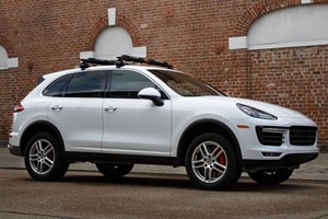 Porsche Cayenne Turbo 2016 - Product Image 3