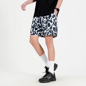 2025 été nouveaux hommes décontracté solide motif plage pantalon imprimé léopard chaud Shorts cordon fermeture 100% Polyester mi imperméable - Product Image 5