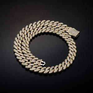 สร้อยคอเพชรสวิสสไตล์คิวบา13มม. แบบมีสปริง - Product Image 1