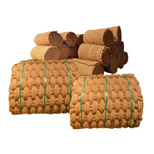 Tapis de coco de 5m et 10m du Vietnam, fibre de coco 100%, assurant une haute qualité pour les voies antidérapantes, le stationnement et les parcs - Product Image 1