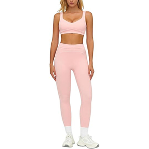 Ensemble de yoga réversible léger 2 pièces, haut et leggings athlétiques en textile extensible respirant, tenue de sport durable et flexible - Product Image 1