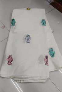 Tela bordada de algodón Kora para disfraces - Product Image 3