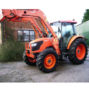 Tracteur agricole Kubota M9540 d'occasion à couple élevé, direction souple et conduite confortable - Product Image 4