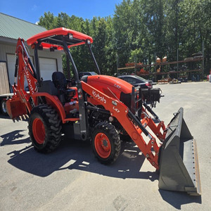 Tractor Kubota L47 con Retroexcavadora, 47HP, 4WD, Diésel, TLB, Equipo de Construcción Compacto en Venta - Product Image 1