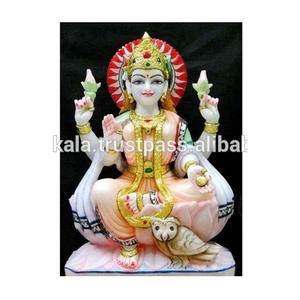 Estatua de mármol blanco pulido con superficie suave y brillante, estatua de Lotus Maa Laxmi para adoración - Product Image 1