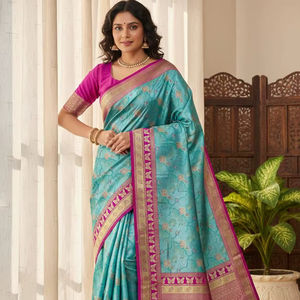 ชุดส่าหรีผ้าไหมกันชิรัมปาทานีสำหรับงานปาร์ตี้ พร้อมผ้าสำหรับตัดเสื้อ  ลายปักดิ้นทองหนักแบบปาลูและลายขอบ  สำหรับผู้หญิง มีสินค้าพร้อมส่ง - Product Image 1