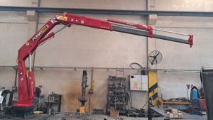 Grues Puma meilleure qualité nouvelle grue flottante hydraulique à flèche d'articulation pour bateau de pont marin grue flottante à moment de charge élevée turquie - Product Image 6