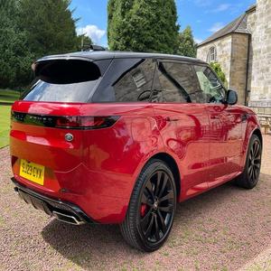 Land Rover Range Rover Sport 3.0 P510e First Edition Usado del 2023 - Product Image 3
