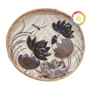 Decoración y regalo con incrustaciones de cáscara de coco en bandeja de bambú Imagen hecha de material ecológico 100% del exportador de Vietnam - Product Image 2