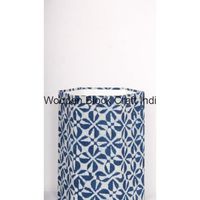 Poubelle en carton fait main recouverte d'un imprimé floral enveloppé de tissu 100% coton idées pour la décoration de la maison et de la chambre