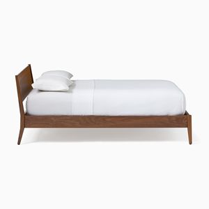 Lit Queen Size Laura Mid-Century en bois de teck massif de bonne qualité avec finition en noyer pour la chambre à coucher. - Product Image 3