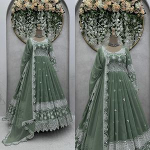 Indio tradicional Bandhani Dupatta Georgette tela espejo hilo bordado diseñador señoras Lehenga Choli traje vestido de lentejuelas - Product Image 2