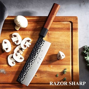 Couteau à lame damas professionnel en acier inoxydable de haute qualité Couteaux de cuisine en métal de qualité supérieure pour améliorer votre voyage culinaire - Product Image 6