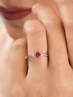 Bague ajustable en argent sterling 925 ShivPath, élégante et tendance, avec solitaire en forme de croix, sertie de rubis rouge et de moissanite en forme de constellation