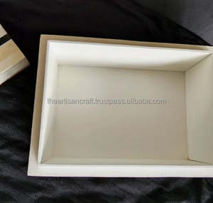 Boîte à bijoux en bois avec incrustation d'os naturel carrée, écologique, faite à la main, pour ranger les bagues, les boucles d'oreilles, les colliers - Product Image 6