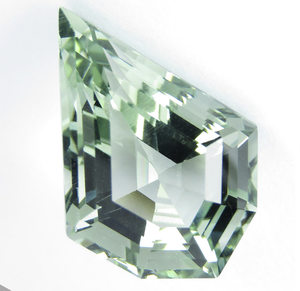 Fabricant de gros offres en vrac améthyste verte naturelle bouclier cerf-volant forme fantaisie Prasiolite Quartz pierres précieuses certifié IGI en vrac - Product Image 2