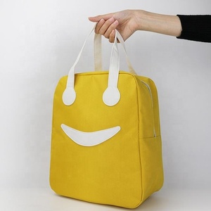 กระเป๋าใส่อาหารกลางวันแบบพับได้ น่ารัก อุ่นสบาย พร้อมซิปปิด สำหรับไปโรงเรียนหรือปิกนิก - กระเป๋าอาหารกลางวันผ้าโพลีเอสเตอร์สุดหรู - Product Image 4